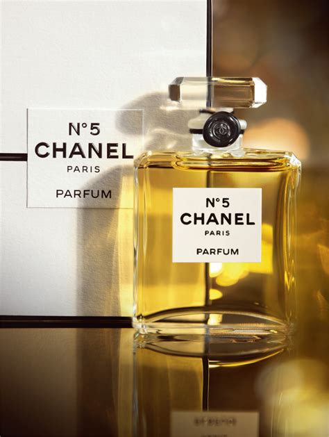 fard chanel|N°5 Eau de Parfum .